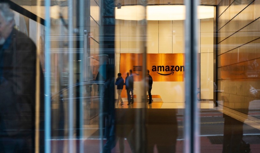 Amazon Dow Jones